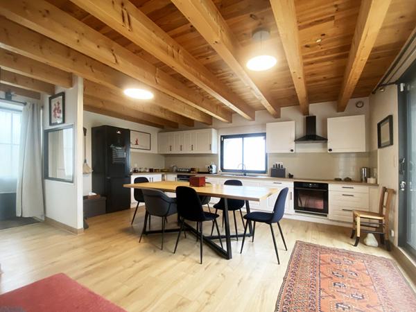 Maison de 136 m2 - Centre-bourg de Courçon., Courcon 17170