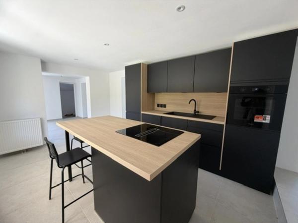 Maison à vendre 7 pièces LA ROCHE DES ARNAUDS (05)