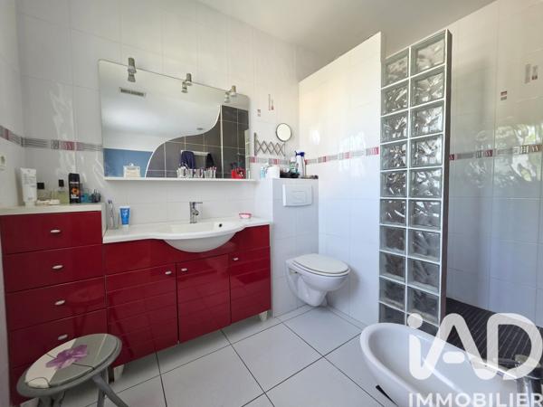 Maison à vendre 4 pièces 137 m² Saleilles