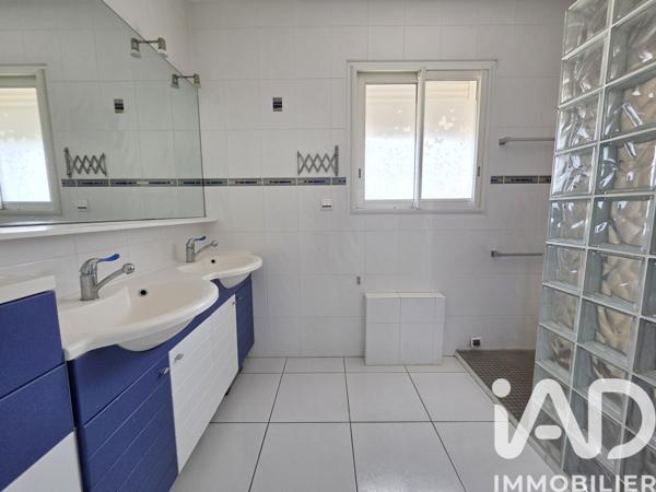 Maison à vendre 4 pièces 137 m² Saleilles
