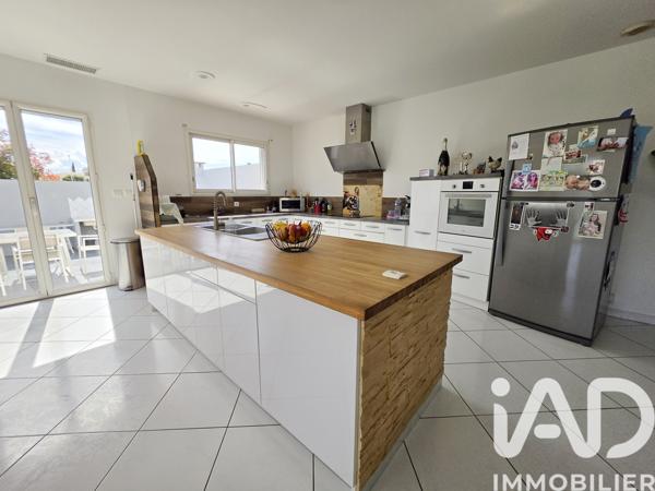 Maison à vendre 4 pièces 137 m² Saleilles