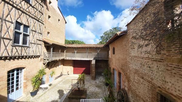 Maison Auterive 6 pièce(s) 157 m2