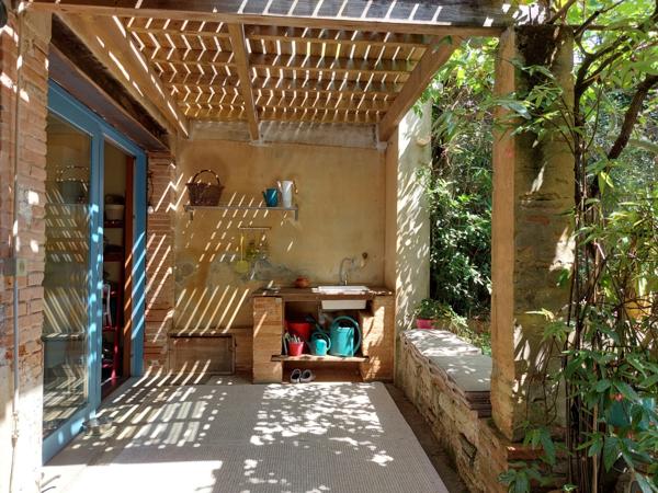 A vendre montauban. Maison de charme atypique, rénovée dans un esprit écologique, 7 pièces MONTAUBAN (82), 200m² habitables, jardin et dépendance