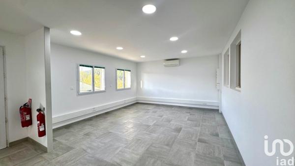 Location maison 4 pièces 100 m² Saint-Restitut