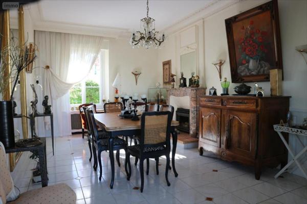 Maison à vendre à Château-Gontier-sur-Mayenne en Mayenne (53200), ref : 53034-1048260