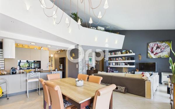 Maison à vendre    6 pièces •  Mandelieu-la-Napoule