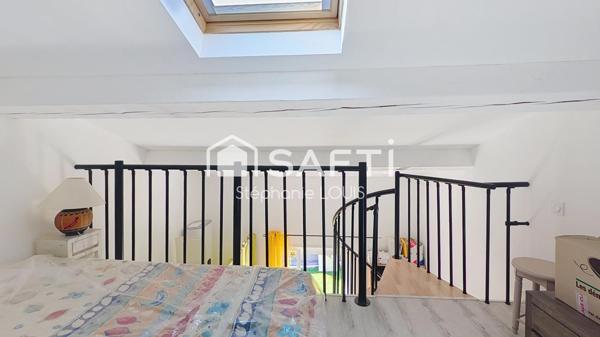 VILLA DE PLAIN PIED AVEC STUDIO ET PISCINE