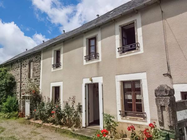 Maison à vendre à Saint-Saturnin (15190) - Cantal