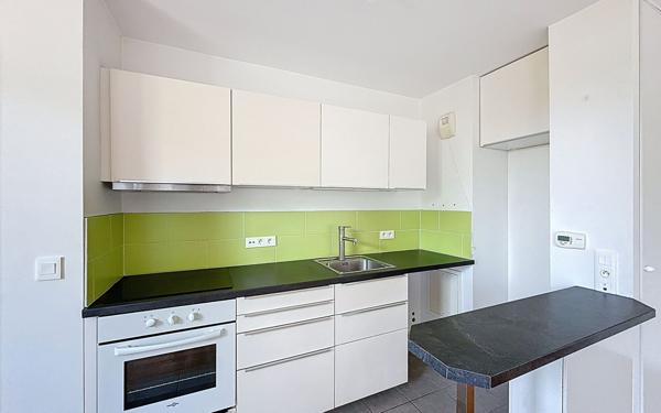 Appartement à vendre    2 pièces • 41,24 m2 Voisins-le-Bretonneux