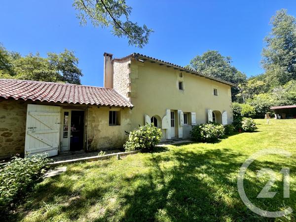 Maison à vendre  6 pièces - 211 m 2   SALLEBOEUF  - 33