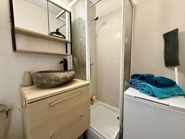 Studio rénové au coeur de la Favière - BORMES-LES-MIMOSAS