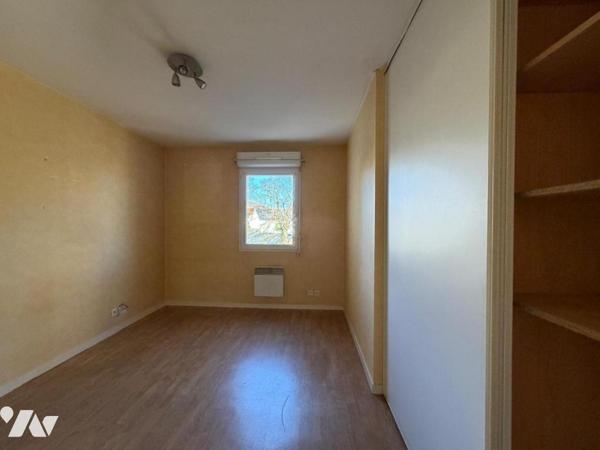 A VENDRE 56 VANNES EST APPARTEMENT T3 DE 65 m² AVEC GARAGE EN SOUS-SOL