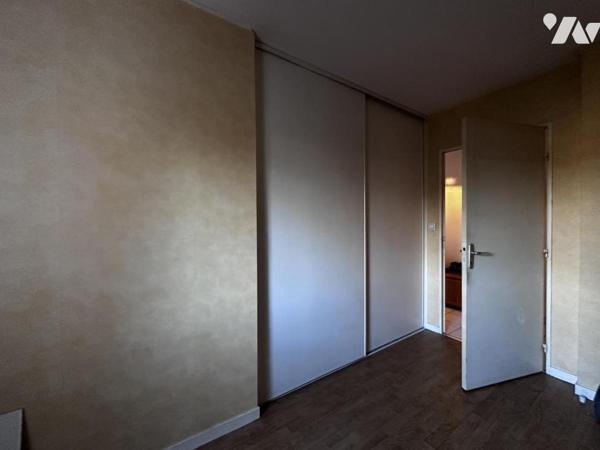 A VENDRE 56 VANNES EST APPARTEMENT T3 DE 65 m² AVEC GARAGE EN SOUS-SOL