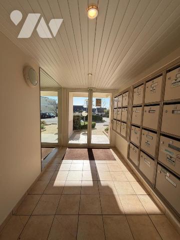 A VENDRE 56 VANNES EST APPARTEMENT T3 DE 65 m² AVEC GARAGE EN SOUS-SOL