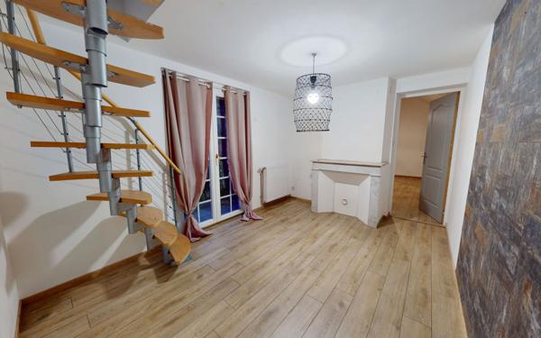 Maison à vendre    2 pièces •  Bar-le-Duc