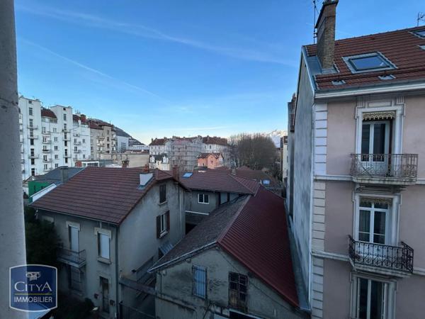 Appartement à louer 1 pièce 29.03m²