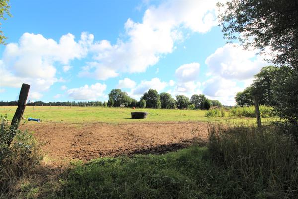 Terrain à vendre à Les Salles-Lavauguyon (87440) - Haute-Vienne