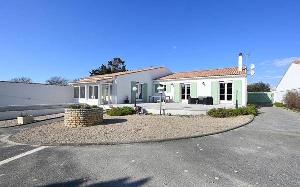 Maison à vendre    5 pièces •  Ars-en-Ré