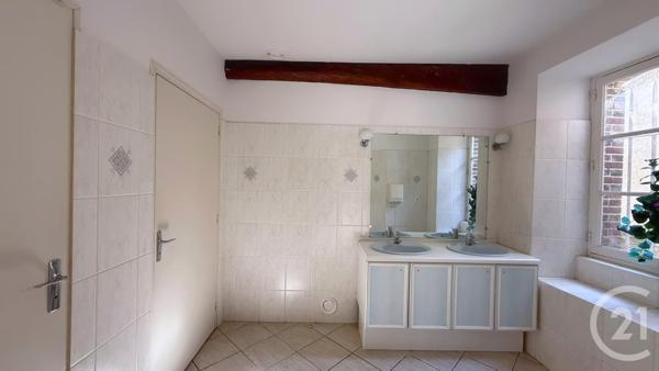 Maison à vendre  14 pièces - 674,02 m2 VERON - 89