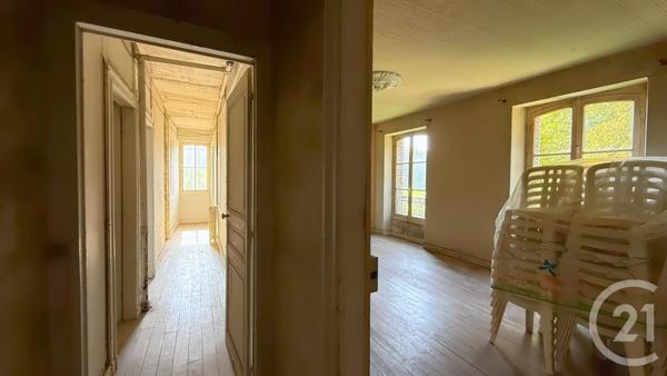 Maison à vendre  14 pièces - 674,02 m2 VERON - 89