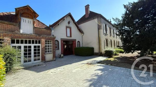 Maison à vendre  14 pièces - 674,02 m2 VERON - 89