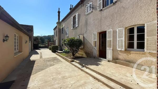 Maison à vendre  14 pièces - 674,02 m2 VERON - 89