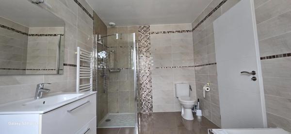 villa plein pied spacieuse et moderne 3 chambres piscine 125 m2