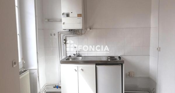 Location Studio meublé 27.64 m² - Vienne 38200