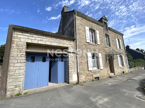 Maison de ville 130 m² bourg d'Elven - 5 chambres - 425 m² de terrain