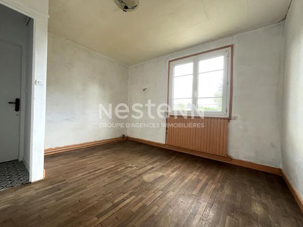 Maison de ville 130 m² bourg d'Elven - 5 chambres - 425 m² de terrain