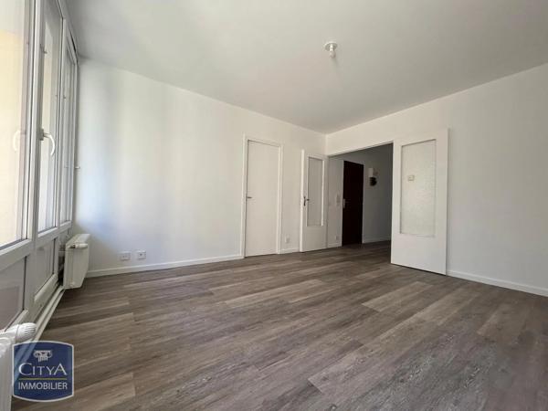 Appartement à louer 2 pièces 48.45m² Mâcon (71000)