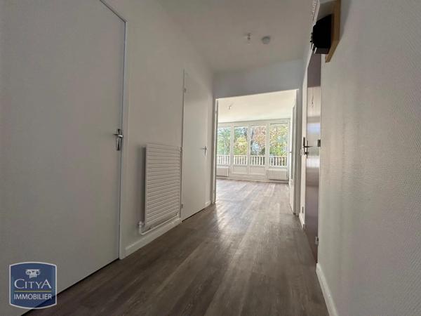 Appartement à louer 2 pièces 48.45m² Mâcon (71000)
