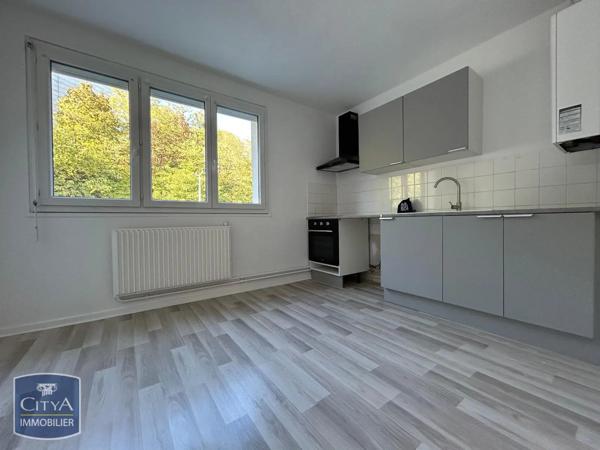 Appartement à louer 2 pièces 48.45m² Mâcon (71000)