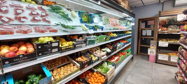 Fonds De Commerce - 300 m²