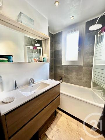 Appartement F4 à vendre  4 pièces - 78,97 m2 SANNOIS - 95