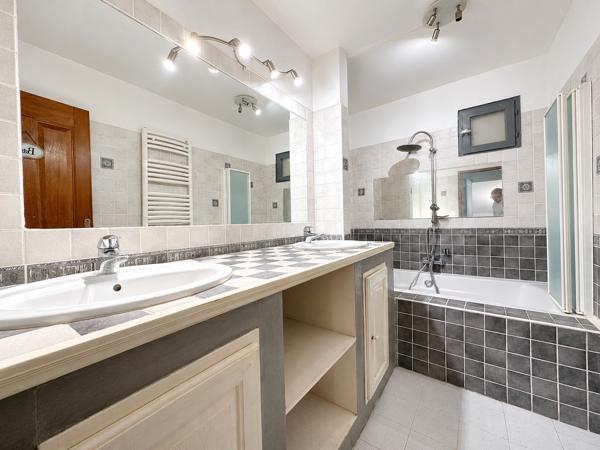 Commerce à vendre à Flayosc (83780) - Var