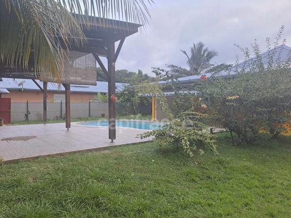 Maison à vendre 5 pièces MACOURIA (973)