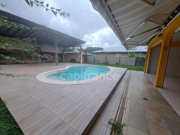 Maison à vendre 5 pièces MACOURIA (973)