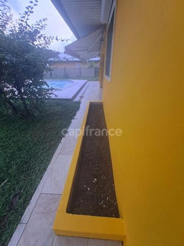 Maison à vendre 5 pièces MACOURIA (973)