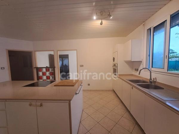 Maison à vendre 5 pièces MACOURIA (973)