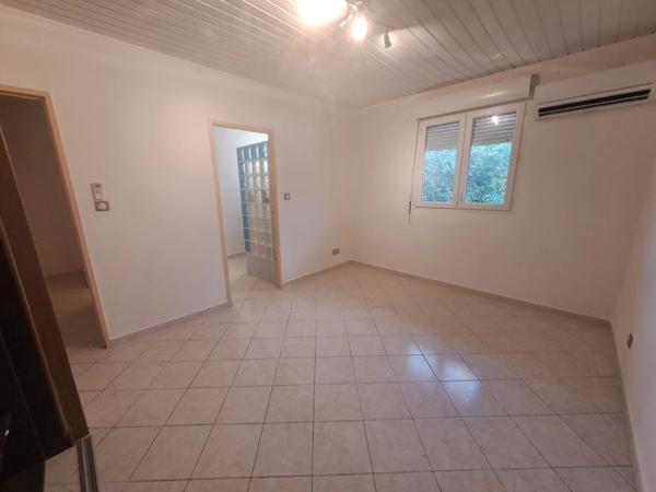 Maison à vendre 5 pièces MACOURIA (973)