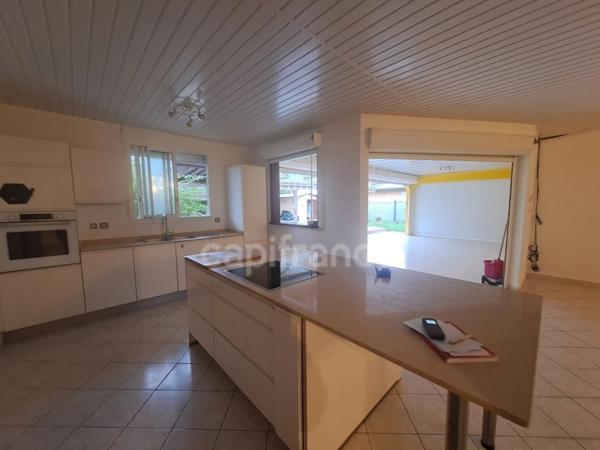 Maison à vendre 5 pièces MACOURIA (973)