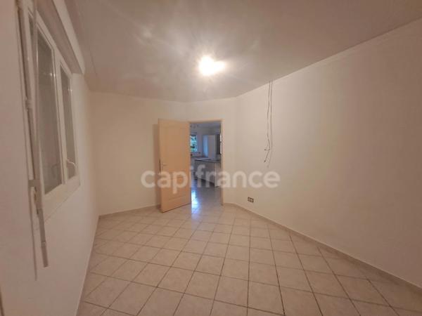 Maison à vendre 5 pièces MACOURIA (973)