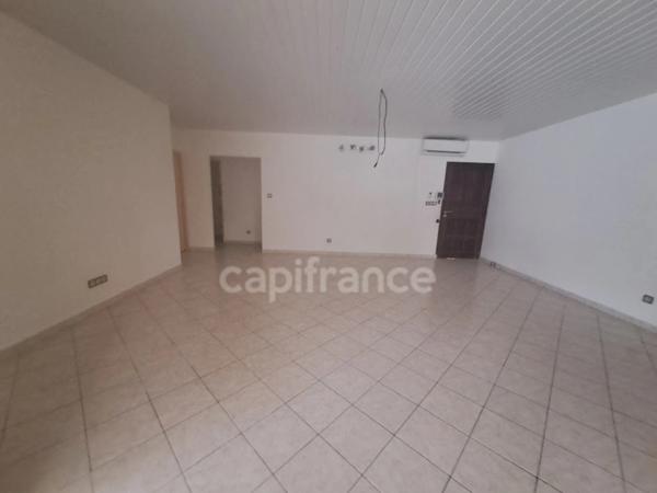 Maison à vendre 5 pièces MACOURIA (973)