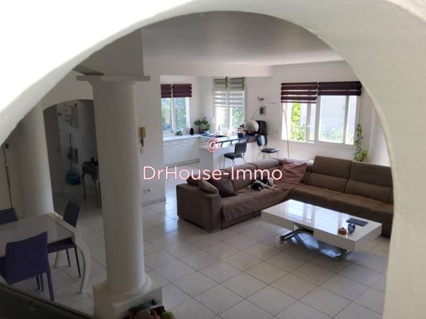 Maison à vendre 4 pièces de 161 m²