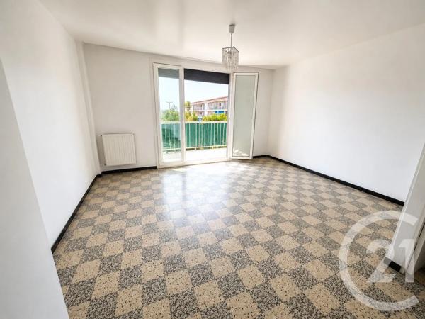 Appartement T3 à vendre  3 pièces - 63 m 2   PORT DE BOUC  - 13