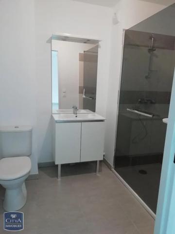 Appartement à louer 2 pièces 42.39m² Istres (13800)