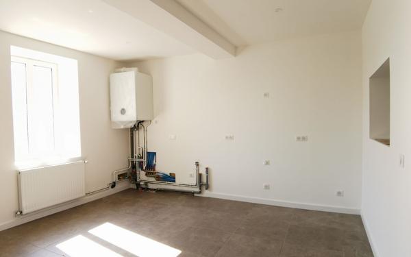 Maison à vendre    5 pièces •  Tramoyes