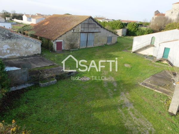 Ensemble immobiler, corps de ferme et granges