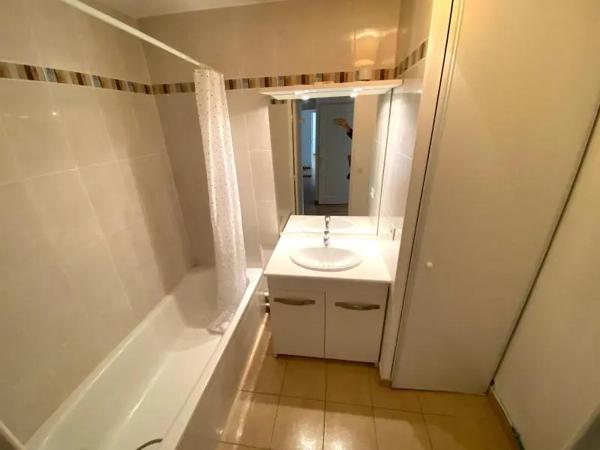 Appartement à louer 3 pièces 70.2m² Blois (41000)